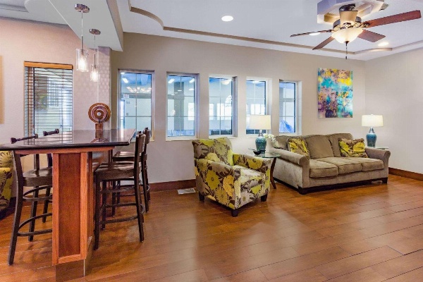 AmericInn by Wyndham Des Moines Airport Main image